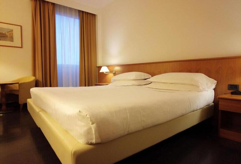 Quarto Estandar Cama King, Best Western Park