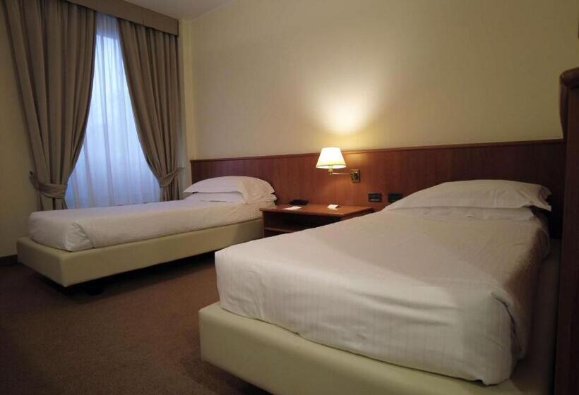 Standard Room Adapted for people with reduced mobility, Best Western Park