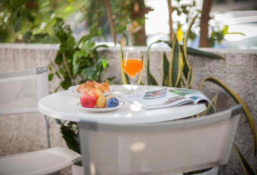 اتاق استاندارد با چشم‌انداز باغ, Caravelle Thalasso & Wellness