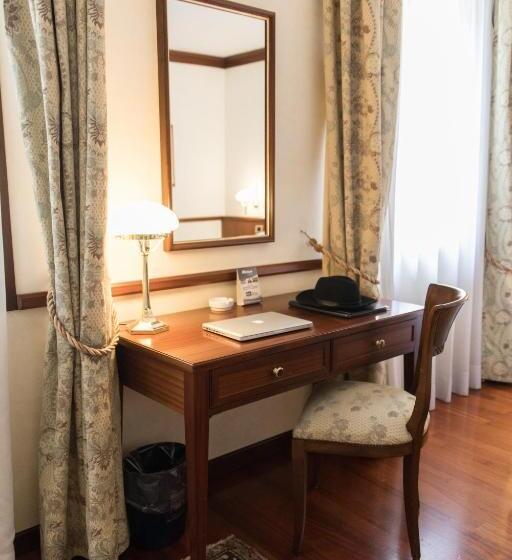 اتاق کلاسیک, Phi Hotel Dei Medaglioni