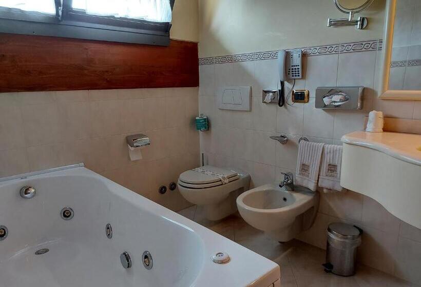 سوییت, Phi Hotel Dei Medaglioni