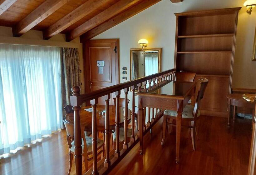 سوییت, Phi Hotel Dei Medaglioni