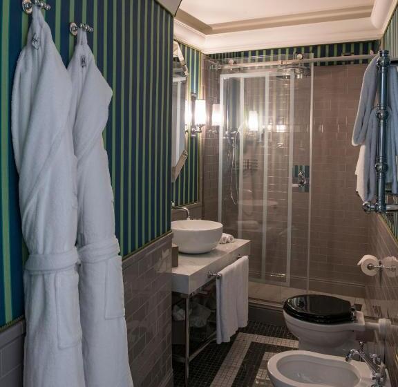 سوئیت جونیور با تخت بزرگ, Il Tornabuoni The Unbound Collection By Hyatt