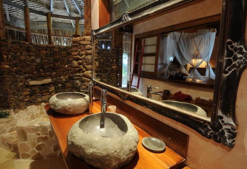 بانگلوی استاندارد, Green Lodge Moorea