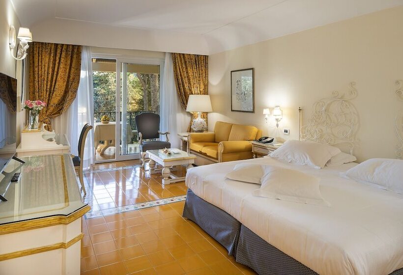 اتاق لوکس با چشم‌انداز باغ, Excelsior Belvedere Hotel & Spa