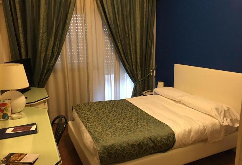 Economy Single Room, Grande Albergo Potenza