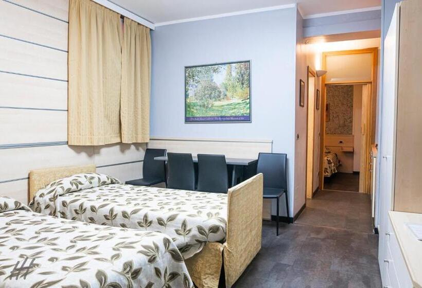 اتاق استاندارد چهار تخته, Holiday  Alla Finestrella