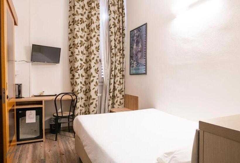 اتاق استاندارد یک نفره, Holiday  Alla Finestrella