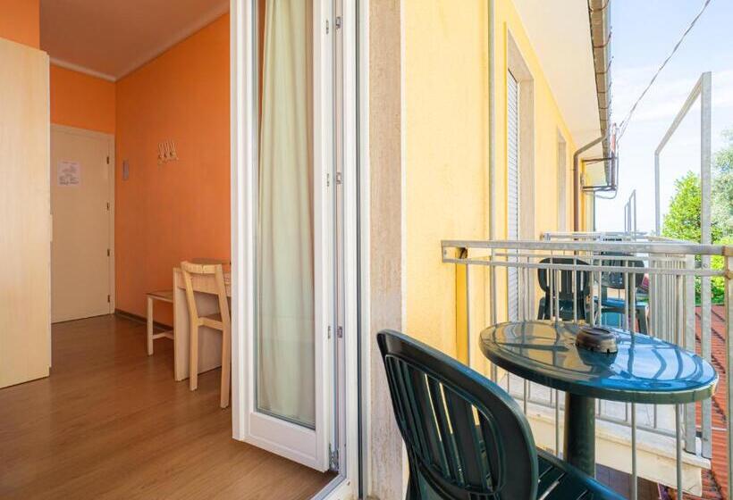 Standard Single Room with Balcony, Il Nido