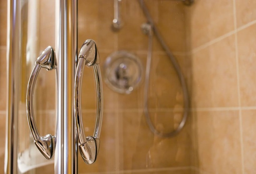 اتاق استاندارد سه نفره, Style Hotel Grifone