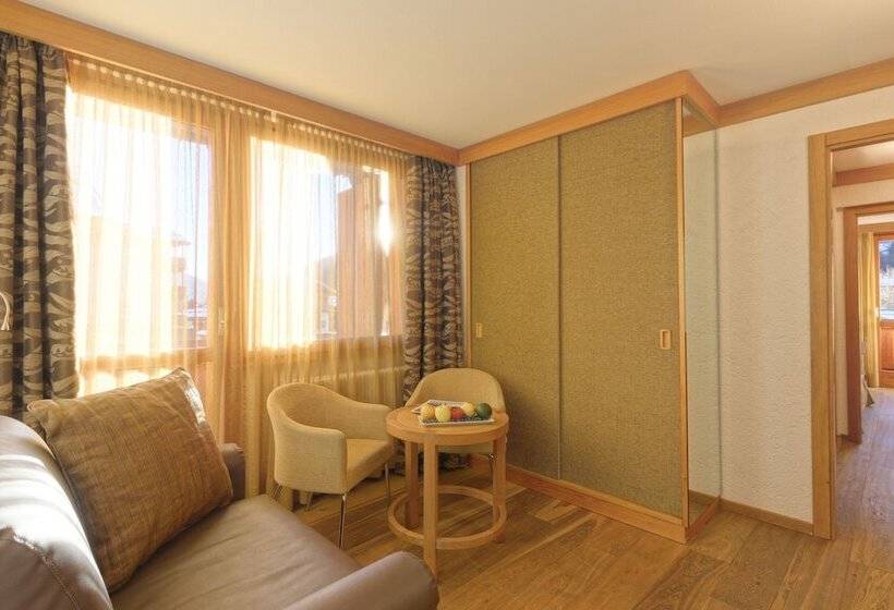 اتاق استاندارد سه نفره, Style Hotel Grifone