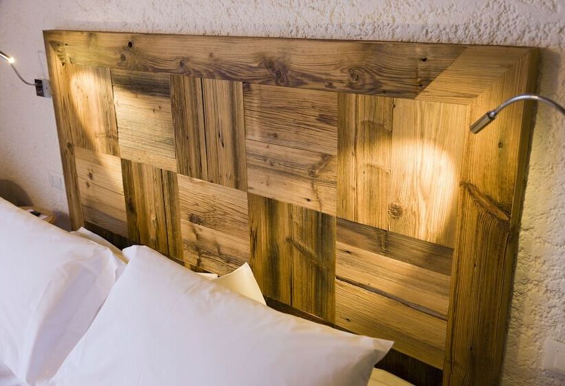 اتاق استاندارد چهار تخته, Style Hotel Grifone