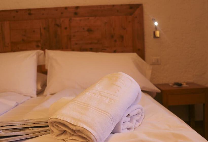 اتاق خانوادگی, Style Hotel Grifone