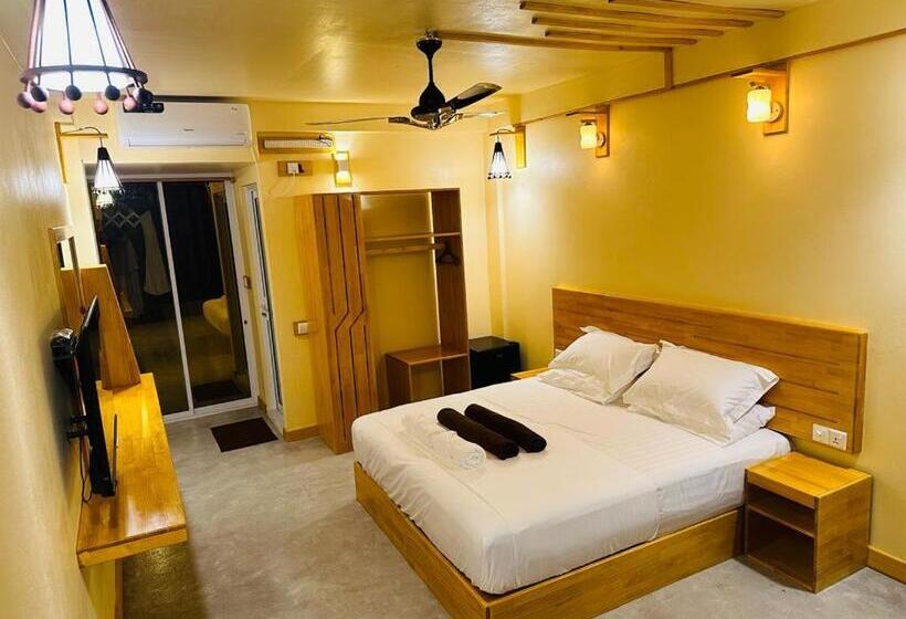 اتاق استاندارد با بالکن, Relax Lodge