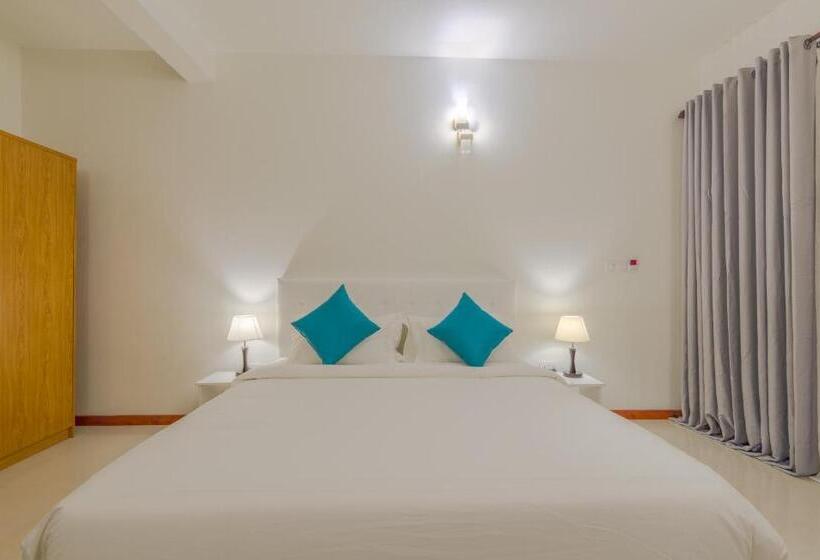 اتاق اکونومی, White Sand Dhigurah