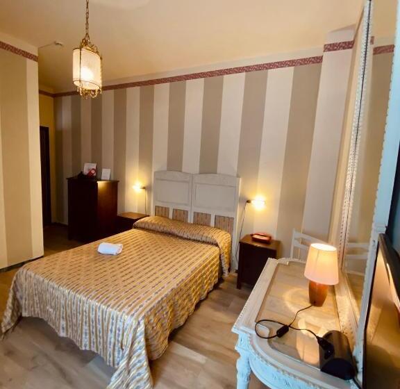 اتاق عادی, Art Hotel Pandos