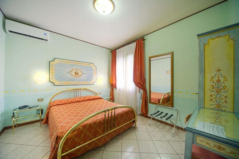 اتاق استاندارد سه نفره, Camelia Rooms Venice