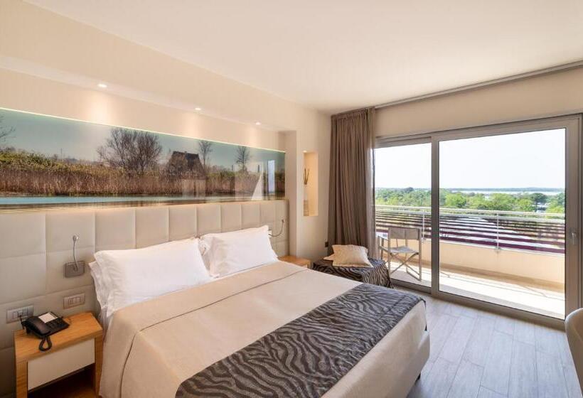 اتاق استاندارد با بالکن, Laguna Park Hotel 4superior