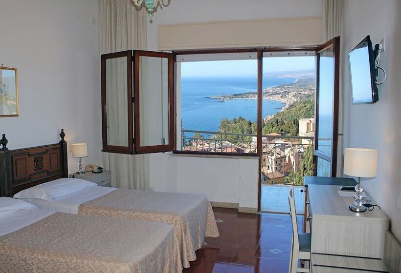 Standard Room Sea View with Balcony, Mediterranee