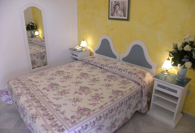 اتاق اکونومی, Ristorante Borgo La Tana