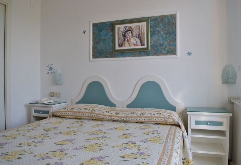 اتاق اکونومی, Ristorante Borgo La Tana