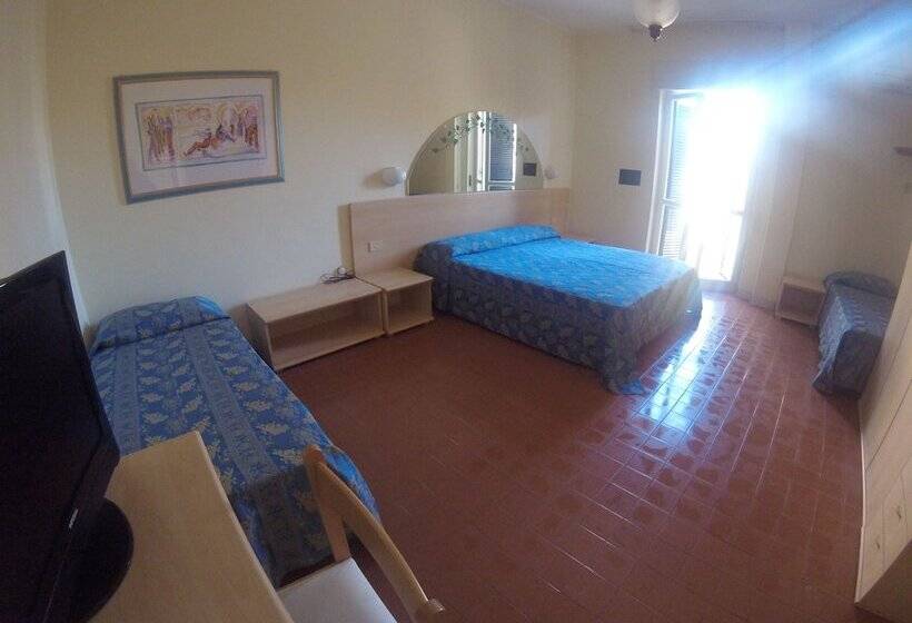 Standard Triple Room, Riviera