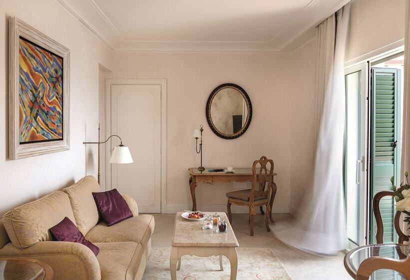 سوییت جونیور با چشم‌انداز دریا, Villa Sant Andrea, A Belmond Hotel, Taormina Mare