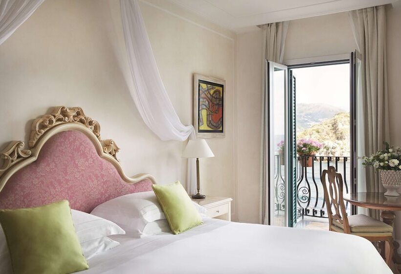 سوییت سوپریور با چشم‌انداز دریا, Villa Sant Andrea, A Belmond Hotel, Taormina Mare