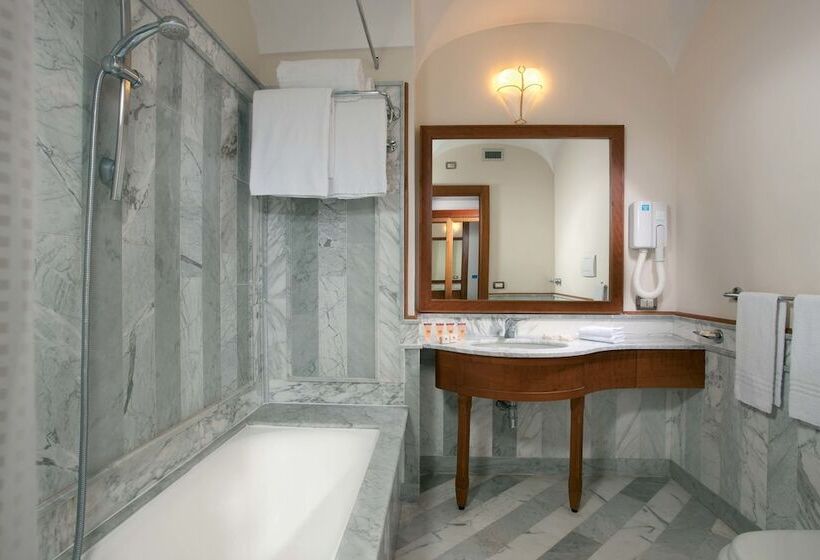 اتاق استاندارد با چشم‌انداز دریا, Mar Hotel Alimuri
