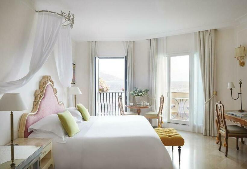 سوئیت جونیور سوپریور با چشم‌انداز دریا, Villa Sant Andrea, A Belmond Hotel, Taormina Mare