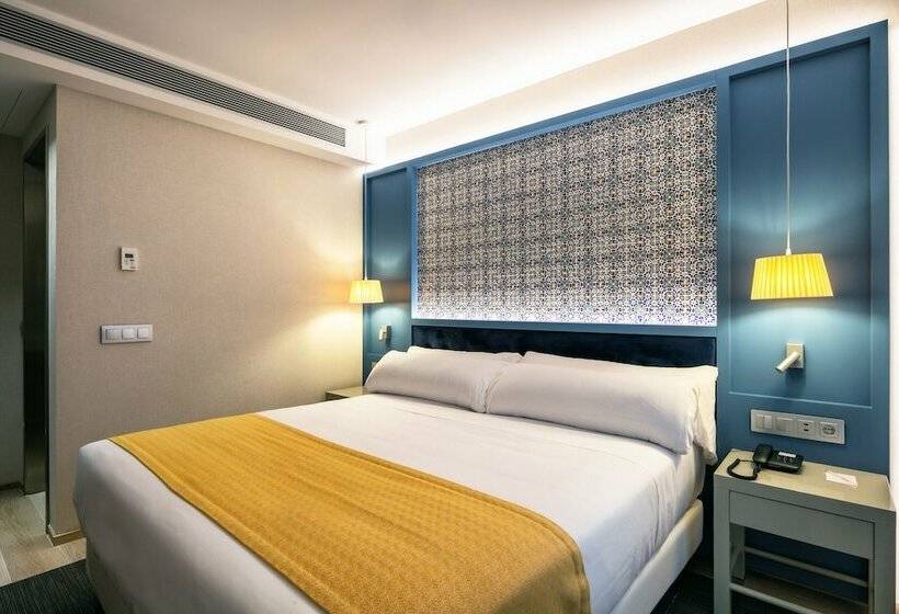 اتاق استاندارد با بالکن, Catalonia Porto