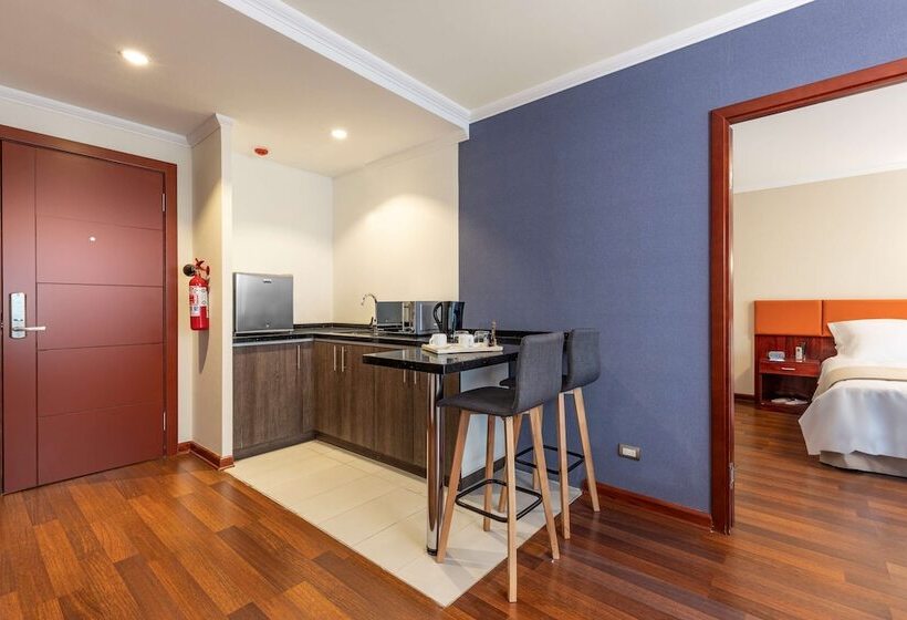 סוויטת פרמיום, Nobile Hotel Estación Central