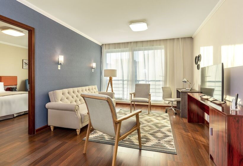 סוויטת פרמיום, Nobile Hotel Estación Central