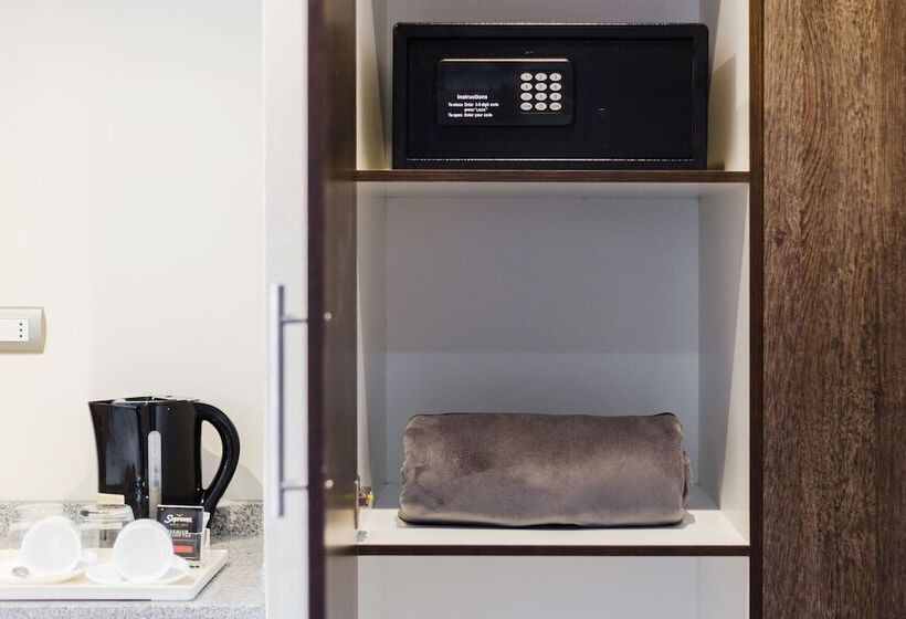 סוויטת פרמיום, Nobile Hotel Estación Central
