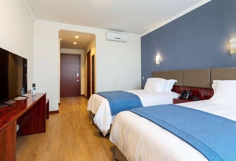 חדר סופריור, Nobile Hotel Estación Central