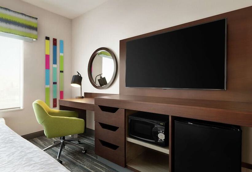 اتاق استاندارد با تخت بزرگ برای معلولان, Hampton Inn West Valley Salt Lake City