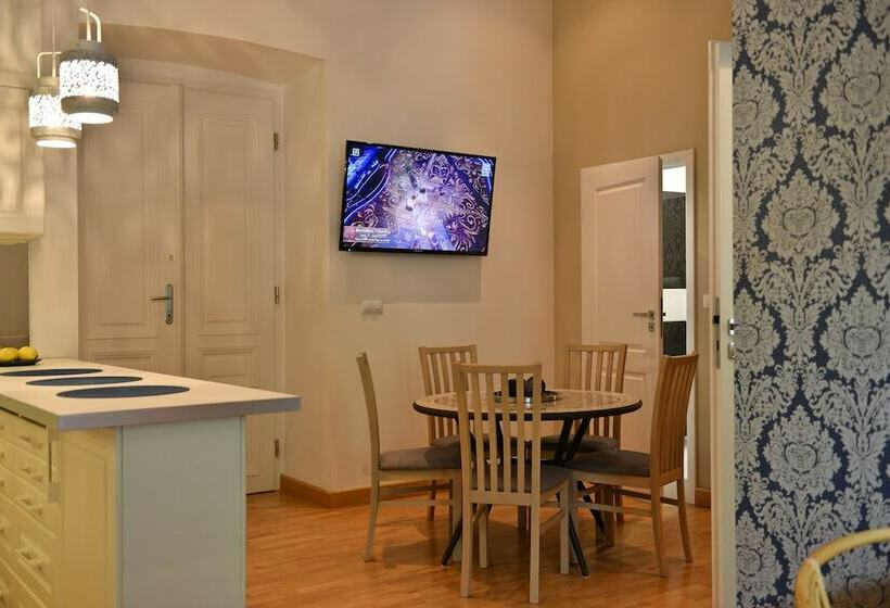 آپارتمان 2 خوابه, La Gioia Magic Orient Apartments