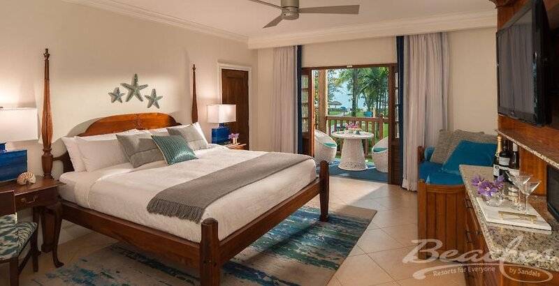 キングサイズベッドのデラックスルーム, Beaches Negril Resort   All Inclusive