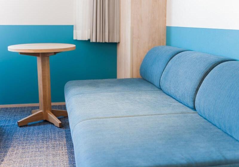 اتاق راحتی سه تخته, Art Hotel Asahikawa