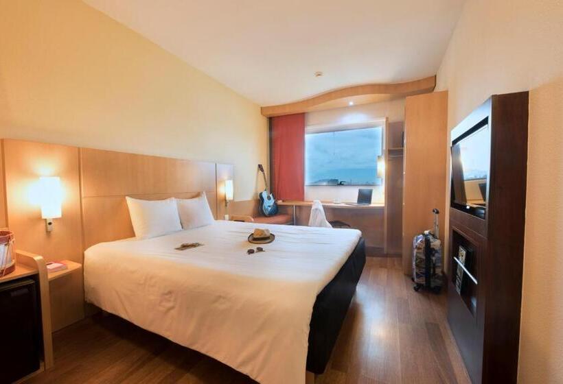 Quarto Estandar, Ibis Antananarivo Ankorondrano