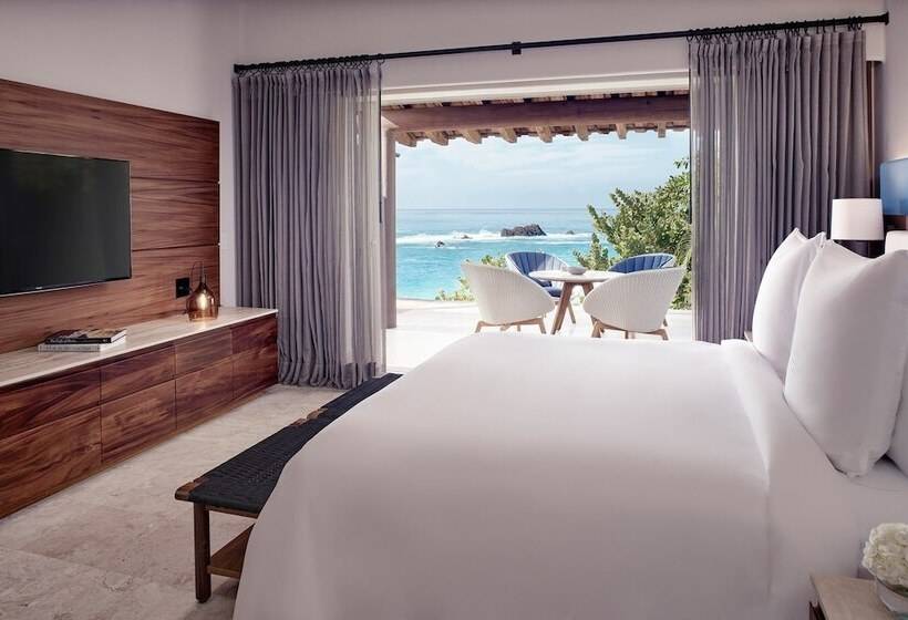 غرفة قياسية مطلّة علي البحر, Four Seasons Resort Punta Mita