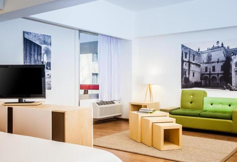 سوییت جونیور, Fiesta Inn Tlalnepantla