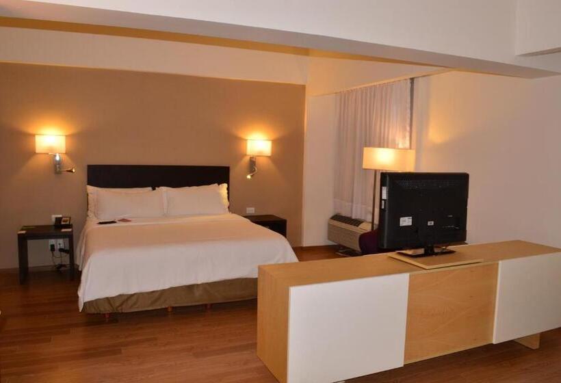 سوییت جونیور, Fiesta Inn Tlalnepantla