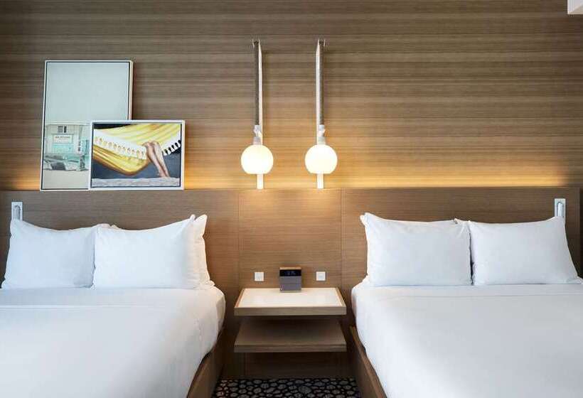 اتاق استاندارد با 2 تخت دوبل, Hilton Mexico City Airport