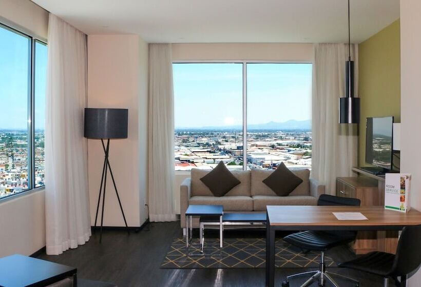 سوییت, Holiday Inn San Luis Potosi Quijote By Ihg