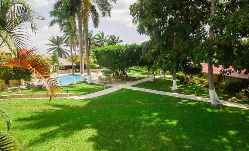 اتاق لوکس, Loma Real