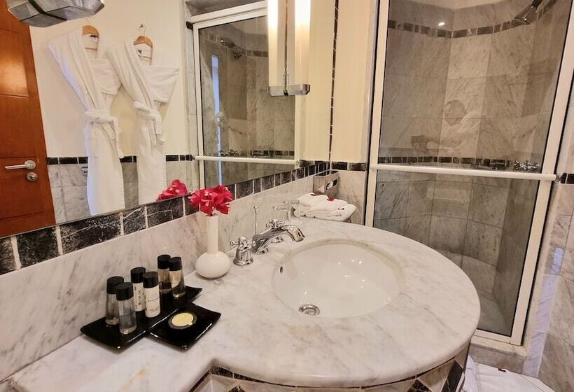 带海景的行政套房, Marina Smir Hotel & Spa
