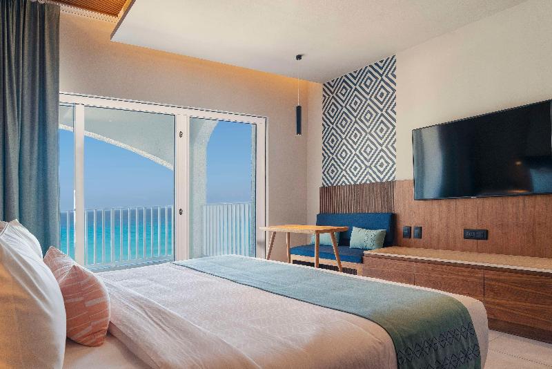 سوئیت با تخت بزرگ, Hilton Cancun Mar Caribe