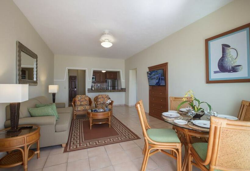 Suite, Paradise Village