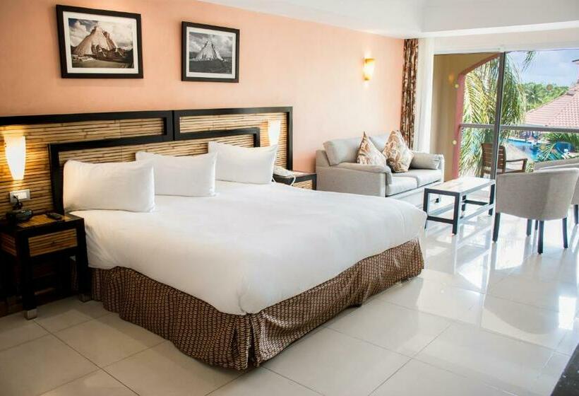 Family Junior Suite, Sandos Playacar  All Inclusive